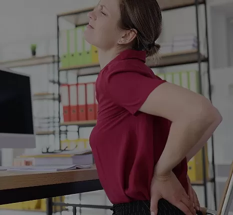 ¿Cómo mantener una postura correcta y evitar dolores de espalda?